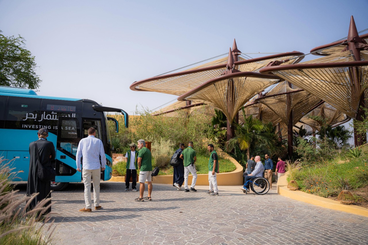 Guests arriving at Six Senses Southern Dunes in The Red Sea destination, welcomed by the Akun and Destination Development teams