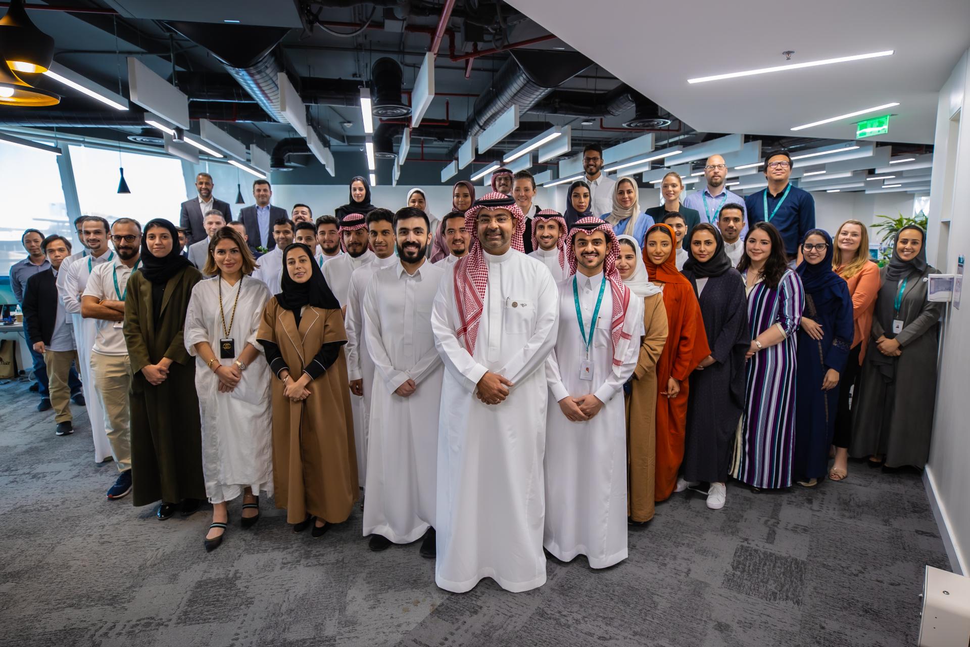 فريق شركة فيرست فيكس - التركيبات الأولية للأعمال الكهربائية